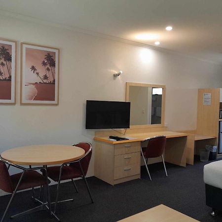 Red Bridge Motor Inn Woombye Экстерьер фото