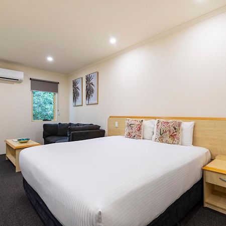 Red Bridge Motor Inn Woombye Экстерьер фото