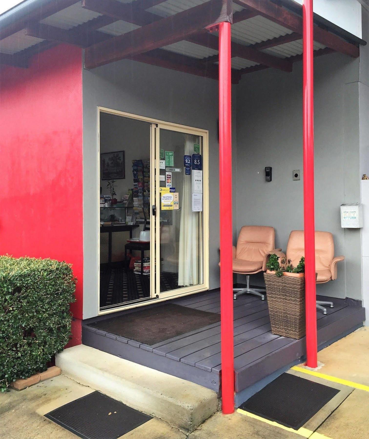Red Bridge Motor Inn Woombye Экстерьер фото