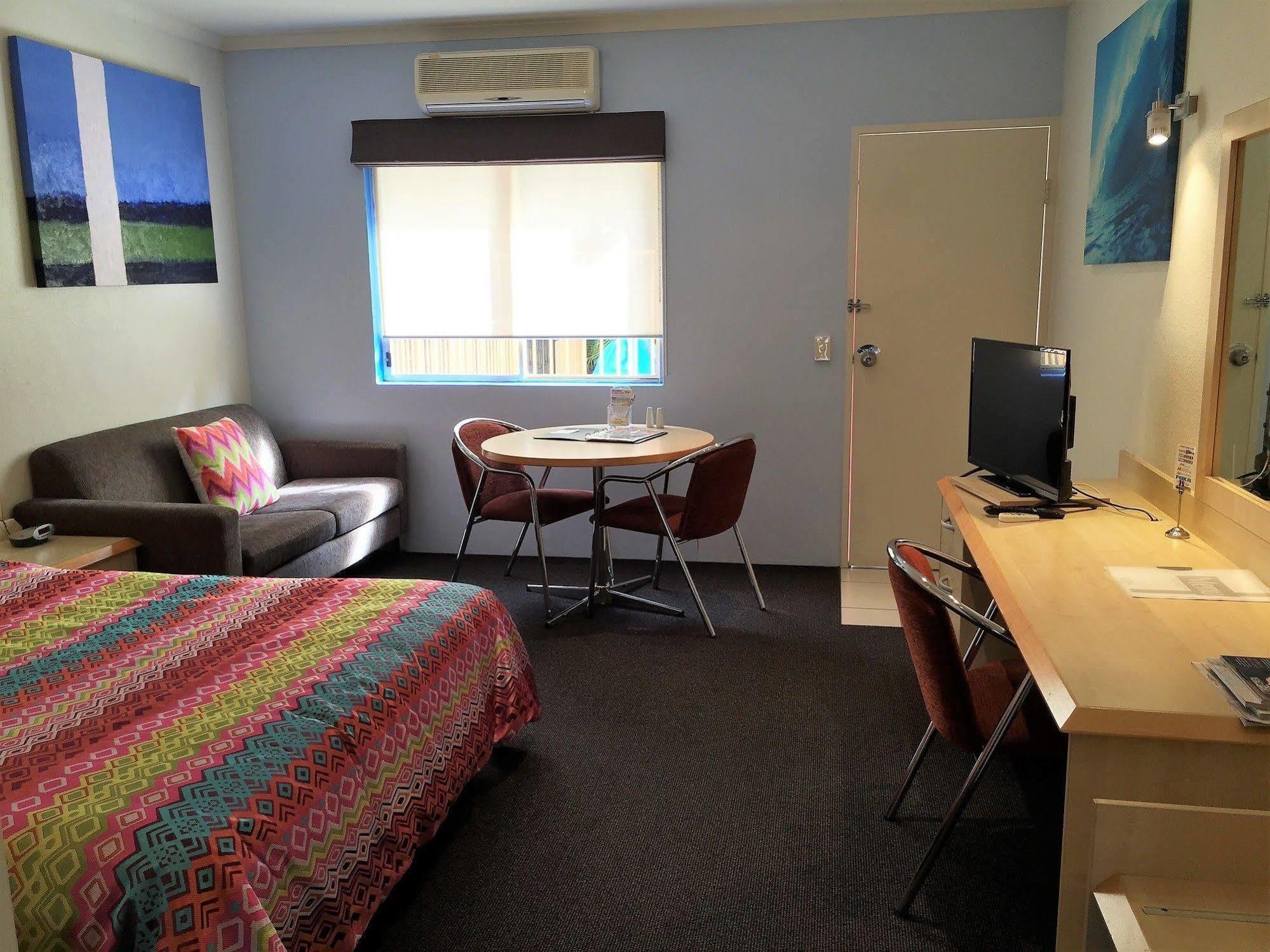 Red Bridge Motor Inn Woombye Экстерьер фото