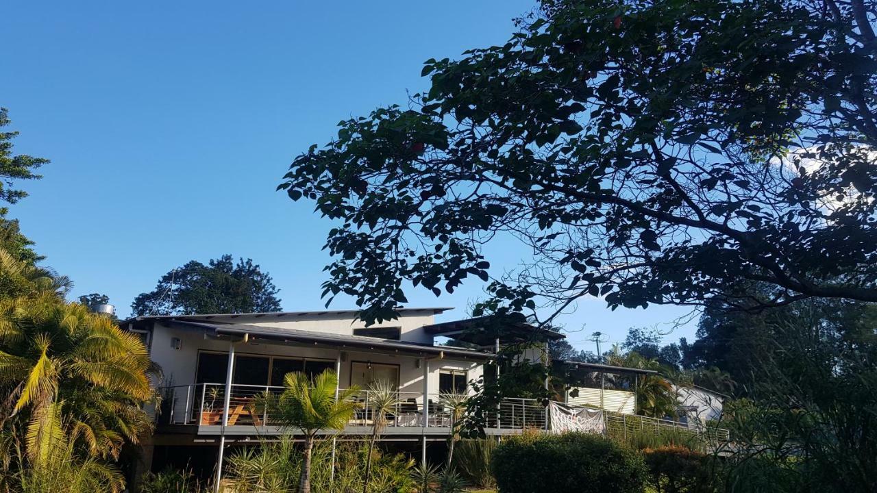 Red Bridge Motor Inn Woombye Экстерьер фото